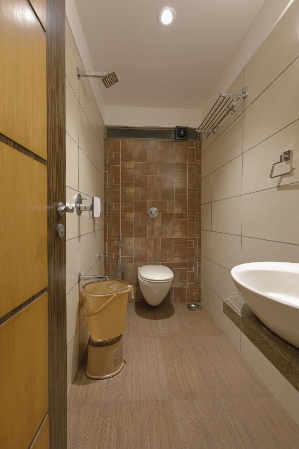 Hotel Ariana Residency Bombaim Exterior foto