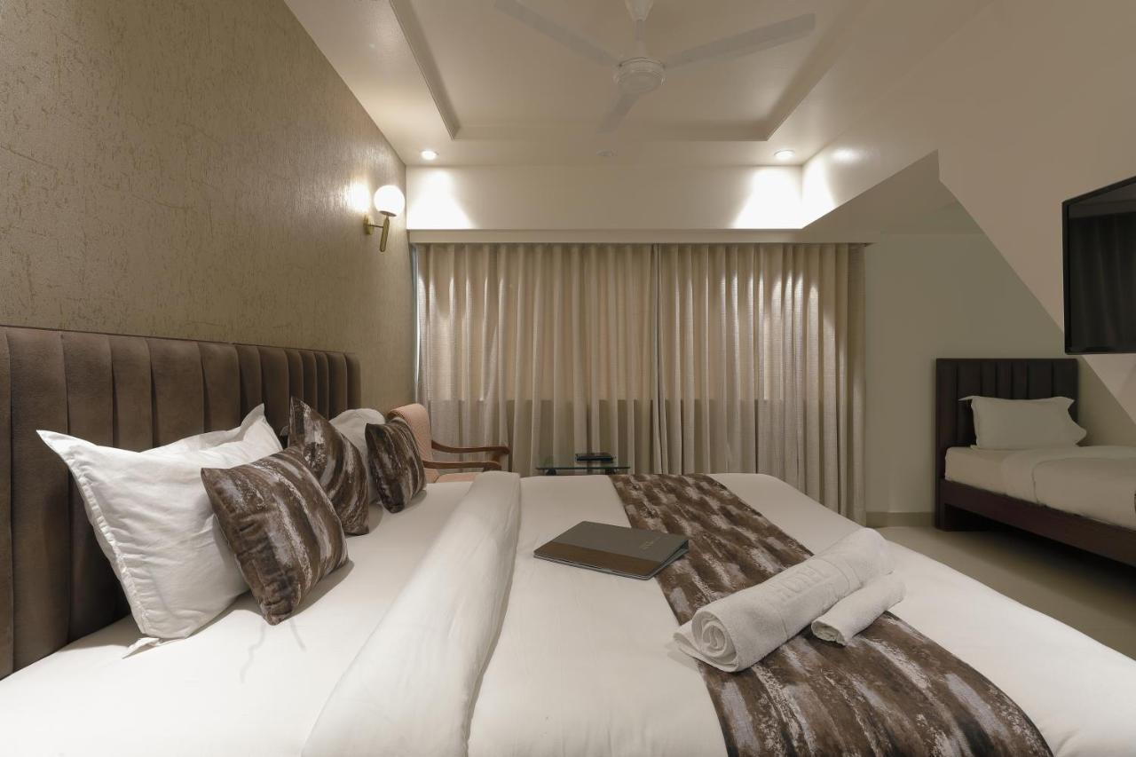 Hotel Ariana Residency Bombaim Exterior foto