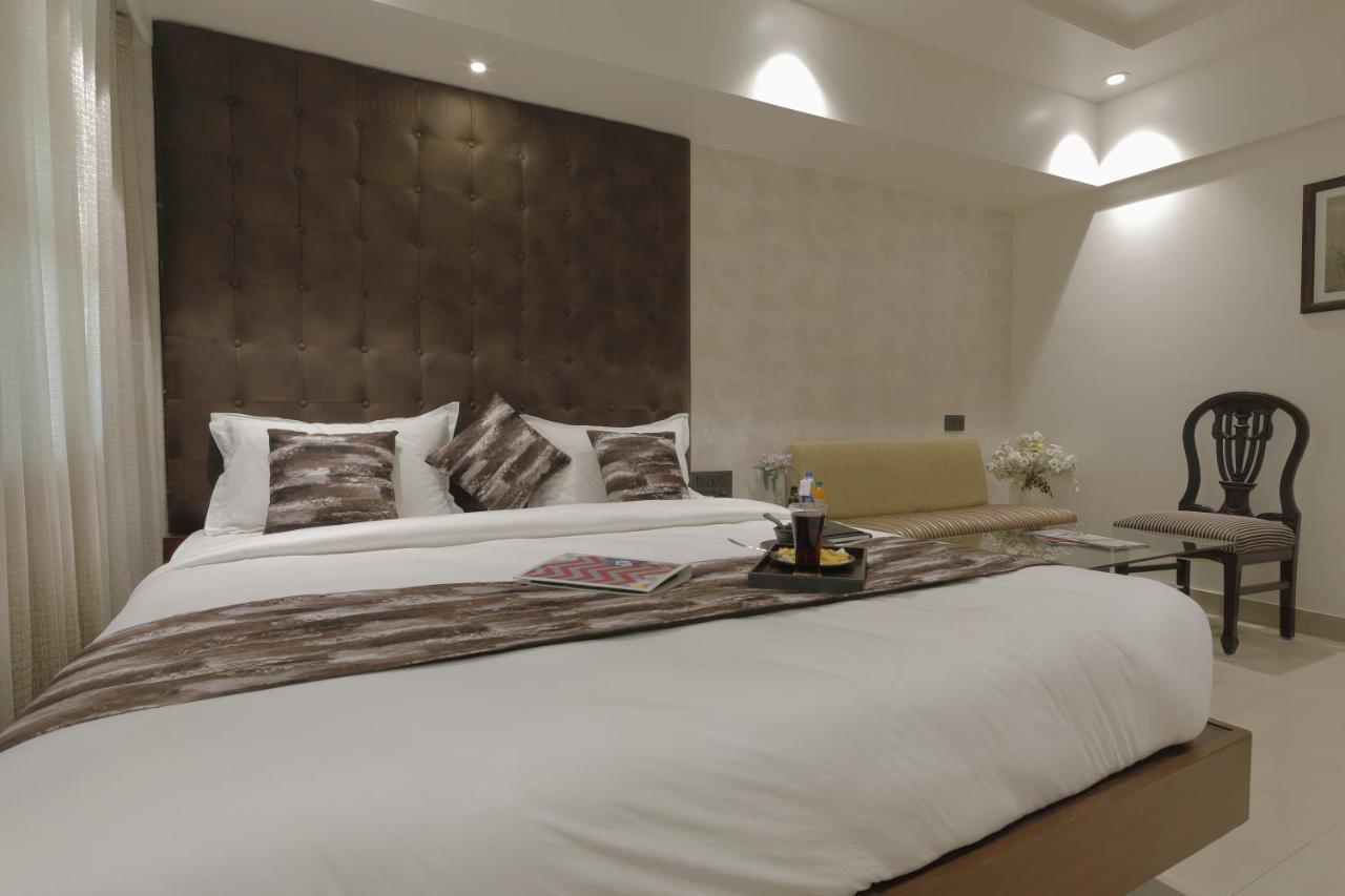 Hotel Ariana Residency Bombaim Exterior foto