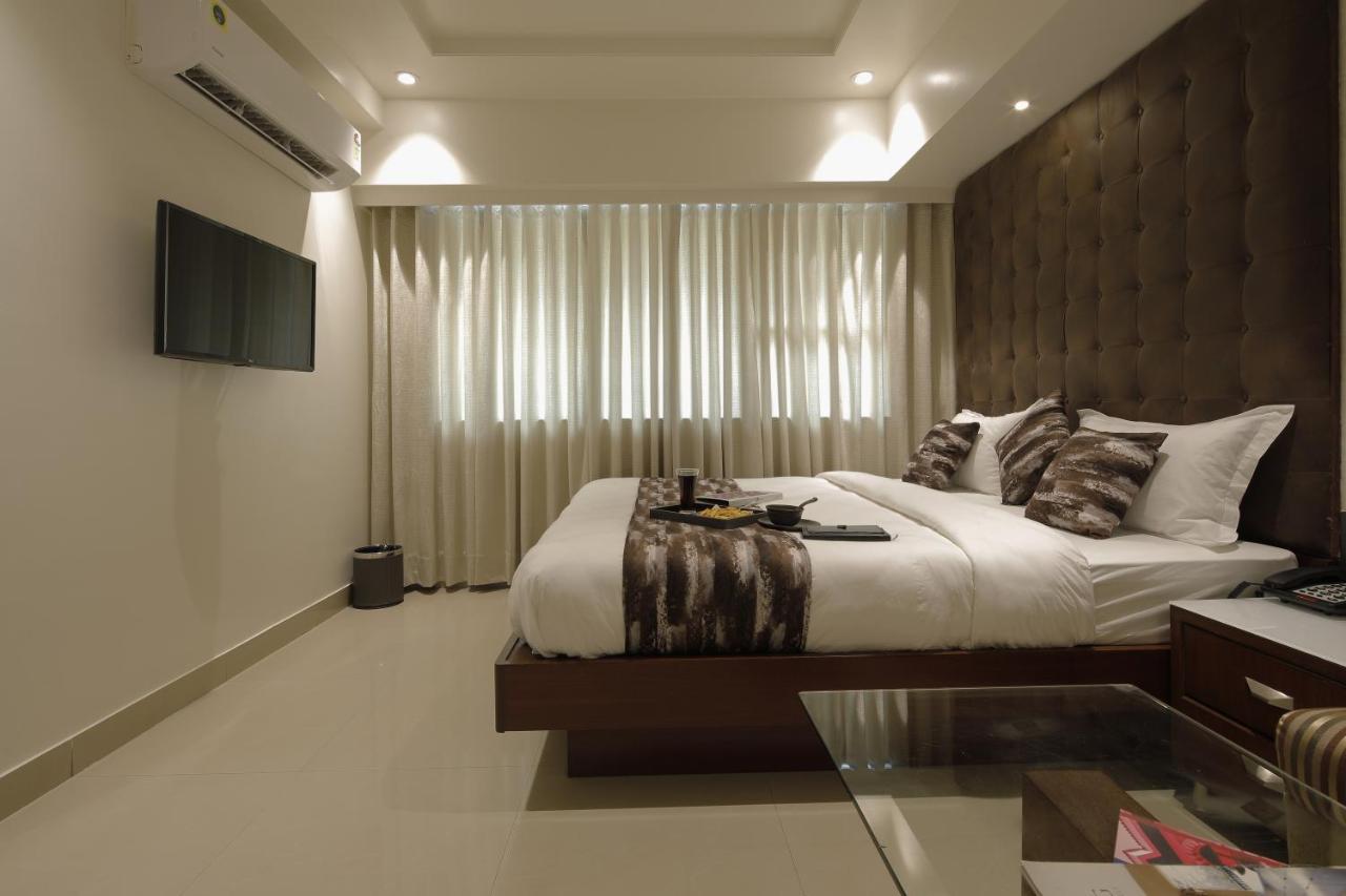 Hotel Ariana Residency Bombaim Exterior foto